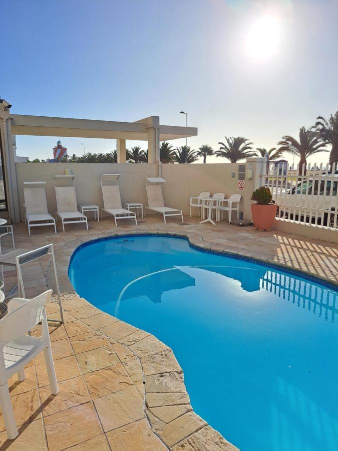 3 Bedroom Sea Facing Family Apartment Cape Town Moullie Point エクステリア 写真