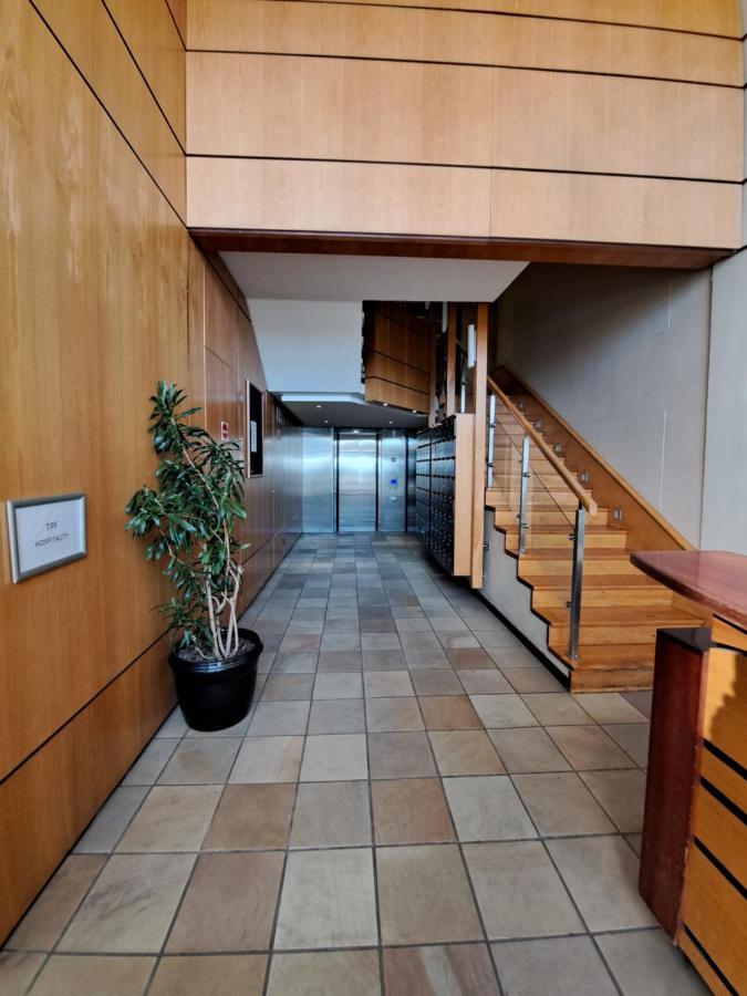 3 Bedroom Sea Facing Family Apartment Cape Town Moullie Point エクステリア 写真