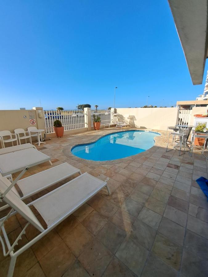 3 Bedroom Sea Facing Family Apartment Cape Town Moullie Point エクステリア 写真