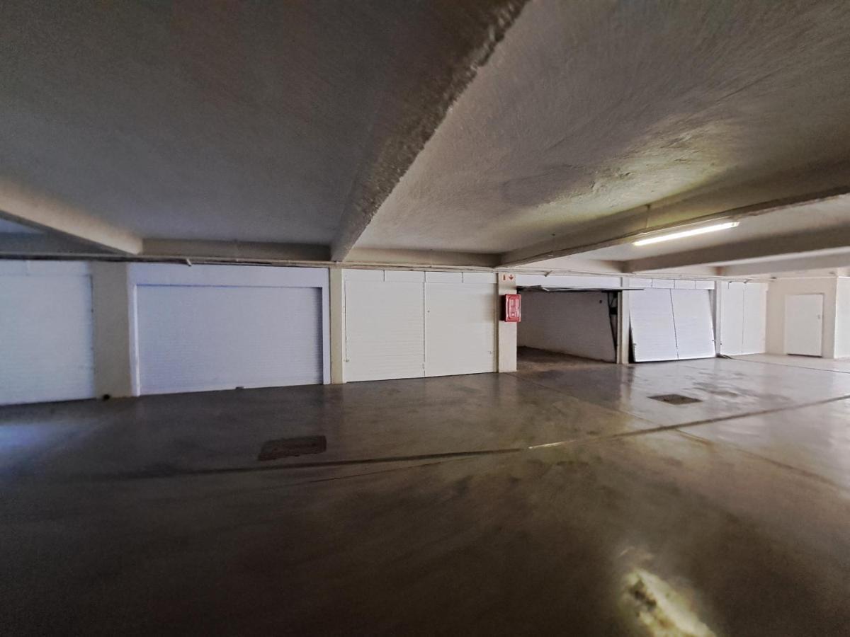3 Bedroom Sea Facing Family Apartment Cape Town Moullie Point エクステリア 写真