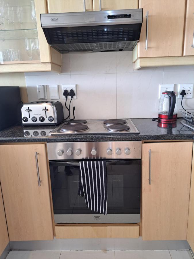 3 Bedroom Sea Facing Family Apartment Cape Town Moullie Point エクステリア 写真